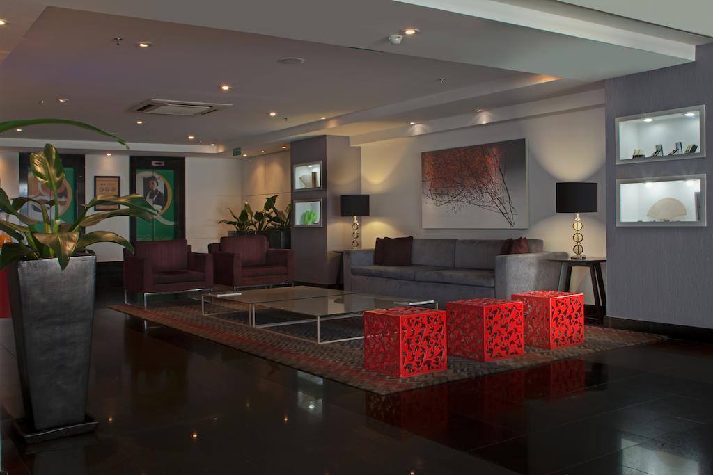 Quality Suites Alphaville Barueri Interior foto